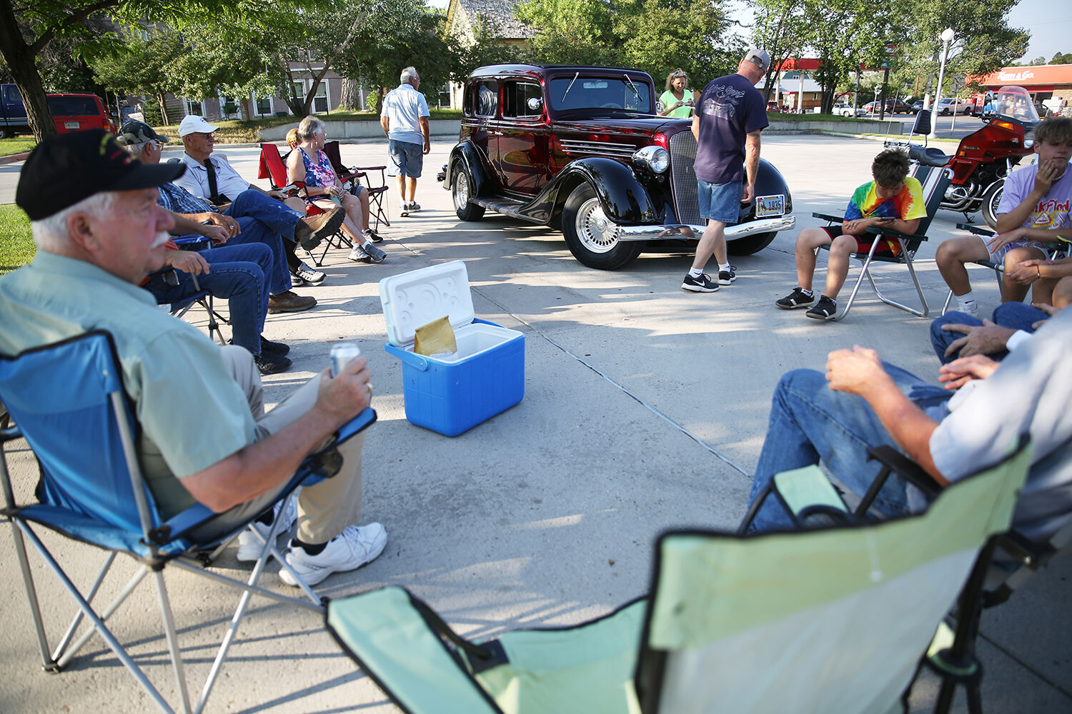 The Pioneer and Classic Car Club meets up